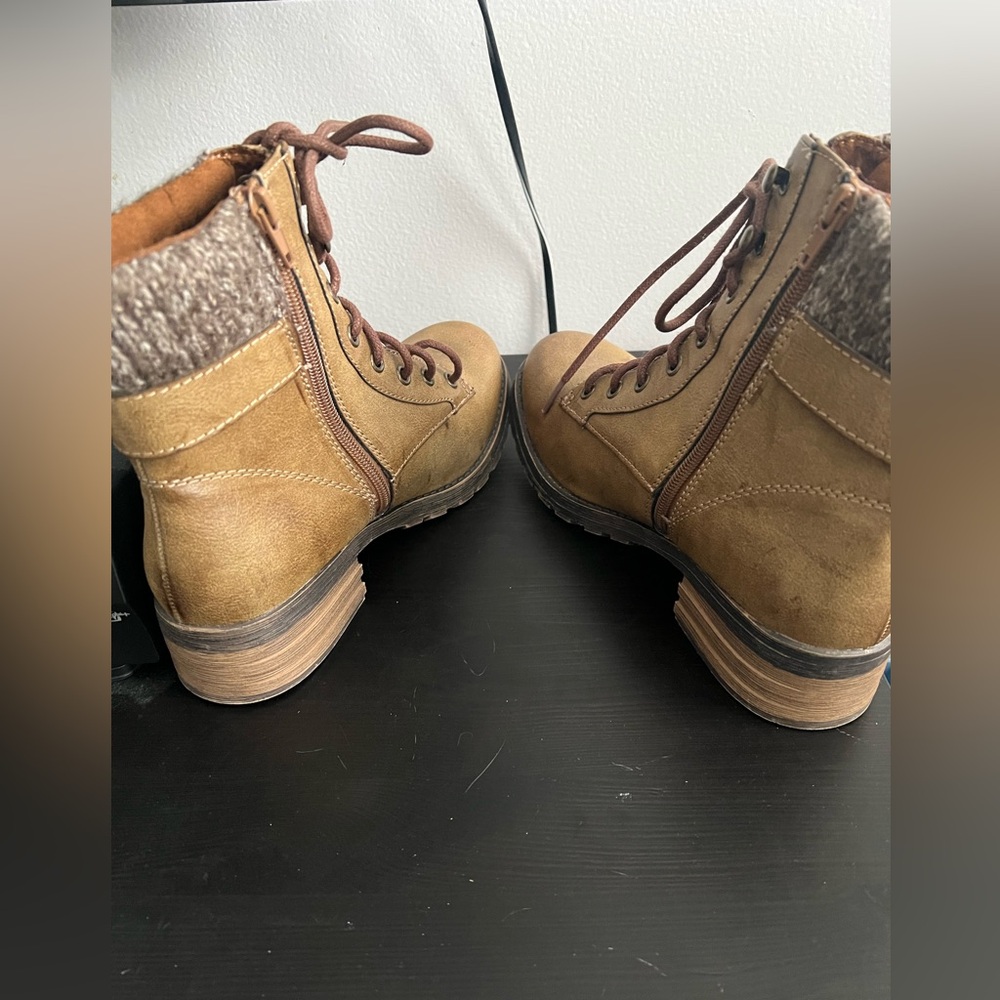 Sugar brand combat style women’s boots / SIZE 9 - Picture 3 of 7
